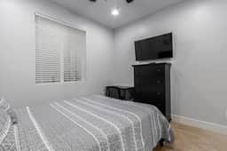 Mesa Downtown Room #2 - Image 4