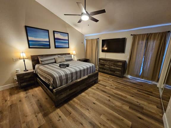 Northridge - Fully Furnished Cozy Room #1 - Image 3
