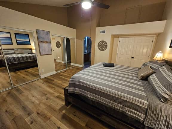 Northridge - Fully Furnished Cozy Room #1 - Image 5