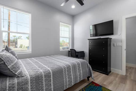 Mesa Downtown Room #1 - Image 3