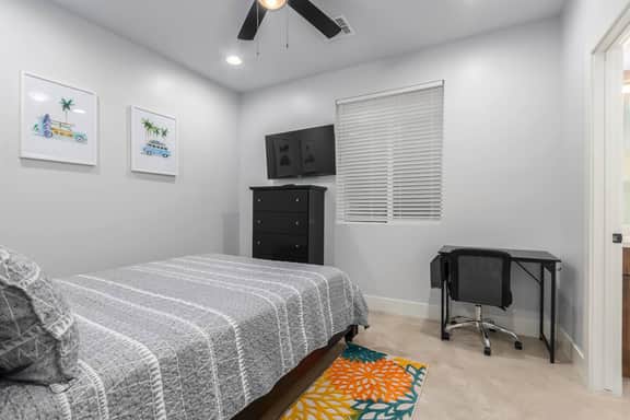 Mesa Downtown Room #3 - Image 2