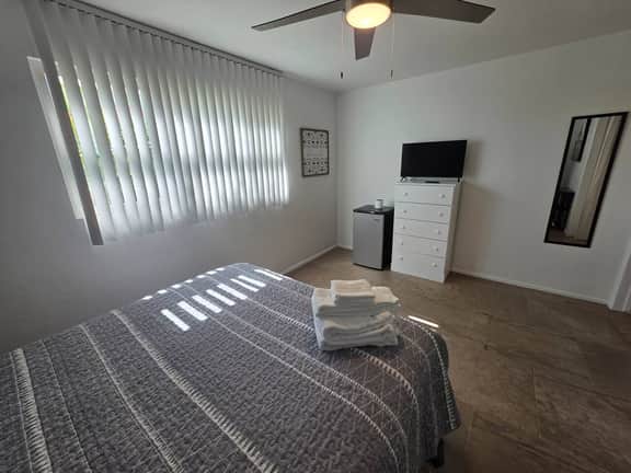 Prime Tempe Room #5 - Image 4