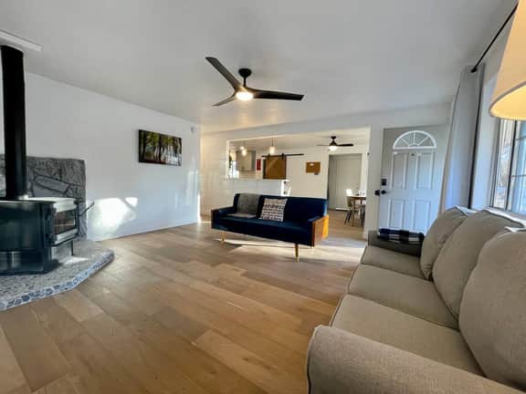 Modern 4-Bedroom Home w/ Wood Stove Fireplace - Image 3